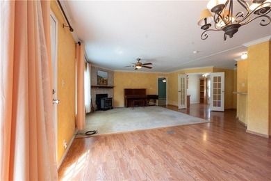 Additional listing photo 4