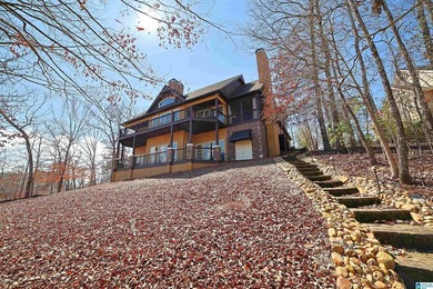 HUGE PRICE REDUCTION!! This beautiful custom built 5 bedroom/5 - photo 3