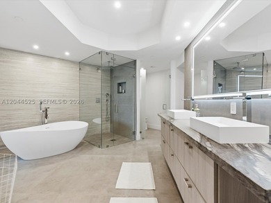 Exquisite completely renovated corner residence in prime - photo 14