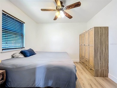 Discover over 3,200 sq.ft. of private living in the highly - photo 24