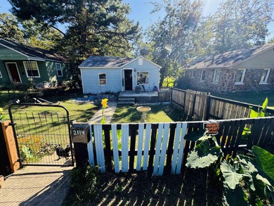 Arkansas River Home For Sale in North Little Rock Arkansas