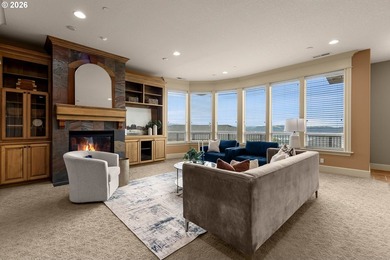 Experience exceptional living in this custom daylight ranch - photo 5