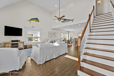 Prime waterfront home in Riverview situated on a rare double lot - photo 5
