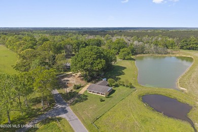 Welcome to our peaceful escape in beautiful Stone County! This - photo 3
