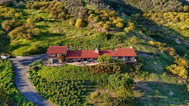 Perched in the foothills of Carpinteria with sweeping ocean - photo 5