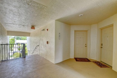 Amazing gated community of Grandview at Crestwood - 2/2 freshly - photo 3