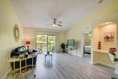 Amazing gated community of Grandview at Crestwood - 2/2 freshly - photo 5