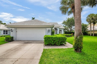 Direct golf course home on the 15th fairway of Bear Lakes - photo 4