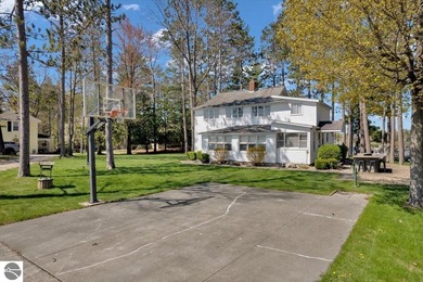 Once-in-a-Lifetime Peninsula Paradise on Long Lake - 260 Feet of - photo 6