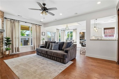 Welcome to refined living in Shadow Valley! This beautifully - photo 8