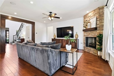 Welcome to refined living in Shadow Valley! This beautifully - photo 9