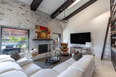 (private lake, pond, coastal) Townhome/Townhouse For Sale in Deerfield Beach Florida