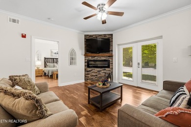 Darling 1 bedroom unit with easy access on first floor. Roomy - photo 4