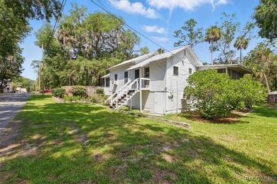 Withlacoochee River Home For Sale in Yankeetown Florida
