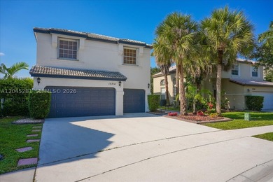 Beautiful 4-bedroom, 2.5-bath home located in a secure gated - photo 3