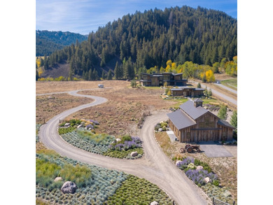 Enjoy spectacular views of the Boulders and beyond from this - photo 30