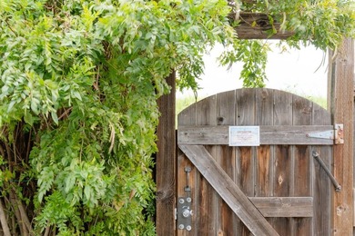 Where else can you buy a sweet, bright home that was built in - photo 14