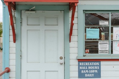 Where else can you buy a sweet, bright home that was built in - photo 16