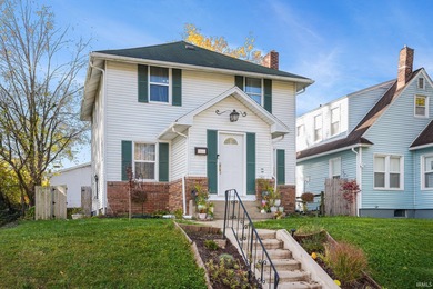 St. Joseph River Home For Sale in Mishawaka Indiana