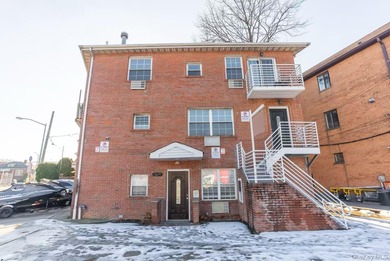 East River Home For Sale in East Elmhurst New York