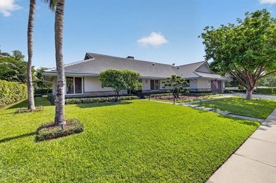 Welcome to 3245 Saint James Dr. in Woodfield Hunt Club, a gated - photo 5