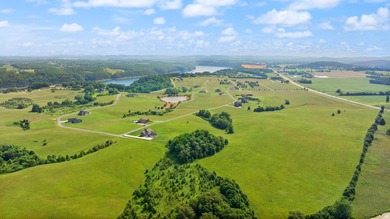 Welcome to Fox Chase, a premier Lake Cumberland area development - photo 17