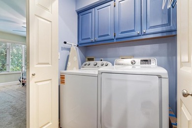 Lovingly cared for, quality built, pristine home on a 1/2 acre - photo 18