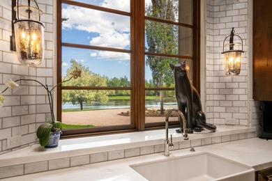 Exceptional 10608 sq. ft. mountain modern estate on 9.63 acres - photo 18