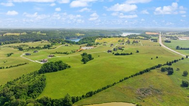 Welcome to Fox Chase, a premier Lake Cumberland area development - photo 19