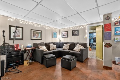 Amazing large and updated townhouse in a great location at 27651 - photo 32
