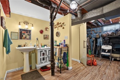 Amazing large and updated townhouse in a great location at 27651 - photo 34
