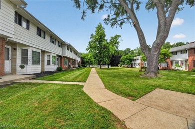 Amazing large and updated townhouse in a great location at 27651 - photo 41