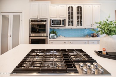 Luxury Southern Living on 1.94 Private Acres in West Knoxville - photo 8
