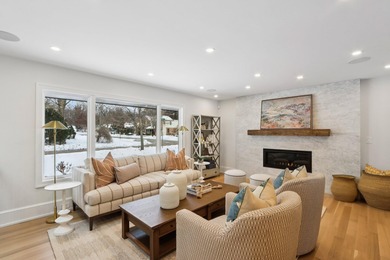 LAKE GENEVA MANOR GEM! TOTALLY REFURBISHED! STEPS TO TOWN & - photo 6