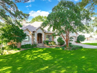 Lake Home For Sale in Chandler, Texas