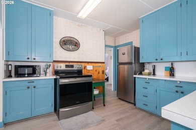 Coastal Living at Its Best: Experience the charm of Oregon's - photo 7