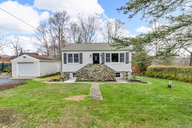 Putnam Lake Home Sale Pending in Patterson New York