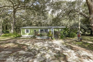 (private lake, pond, creek) Home For Sale in Pomona Park Florida