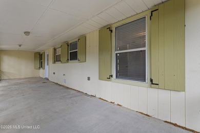 Coastal Cottage Living Just Blocks from the Beach & Train Depot - photo 10
