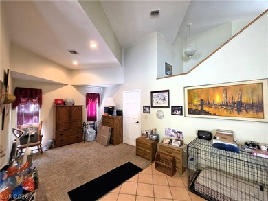 No HOA. 2455 Sqft, 3 Bedrooms and 2 1/2 Baths, featuring a blend - photo 12