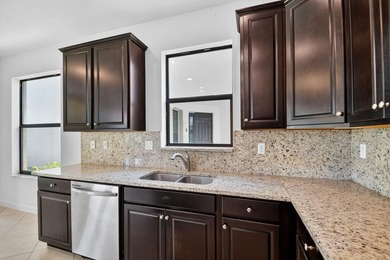 Fabulous lakeview home in a gated community! NEWLY painted and - photo 12