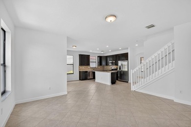 Fabulous lakeview home in a gated community! NEWLY painted and - photo 17