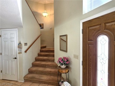 No HOA. 2455 Sqft, 3 Bedrooms and 2 1/2 Baths, featuring a blend - photo 18