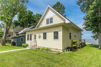 Waterfront Living on the Sunset Side of Beautiful Chaumont Bay! - photo 25