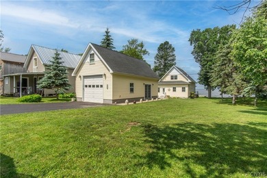 Waterfront Living on the Sunset Side of Beautiful Chaumont Bay! - photo 26
