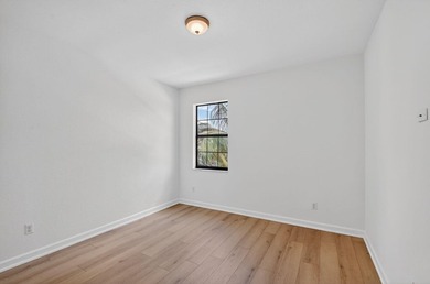 Fabulous lakeview home in a gated community! NEWLY painted and - photo 32