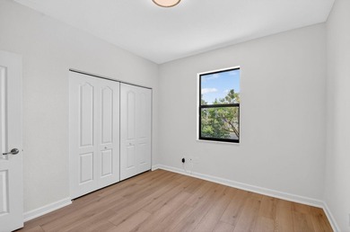 Fabulous lakeview home in a gated community! NEWLY painted and - photo 37