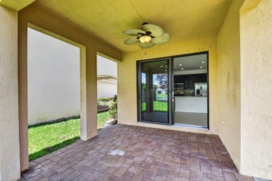 Fabulous lakeview home in a gated community! NEWLY painted and - photo 40