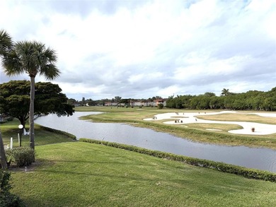 (private lake, pond, coastal) Condo For Sale in Vero Beach Florida