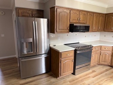 This beautiful 3 bedroom 2 1/2 bath brick home has been fully - photo 15